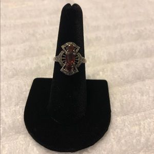 Garnet set in 925 silver ring size 7.5.